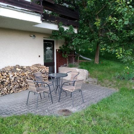 Apartmany Pod Strani Vrchlabi Ngoại thất bức ảnh