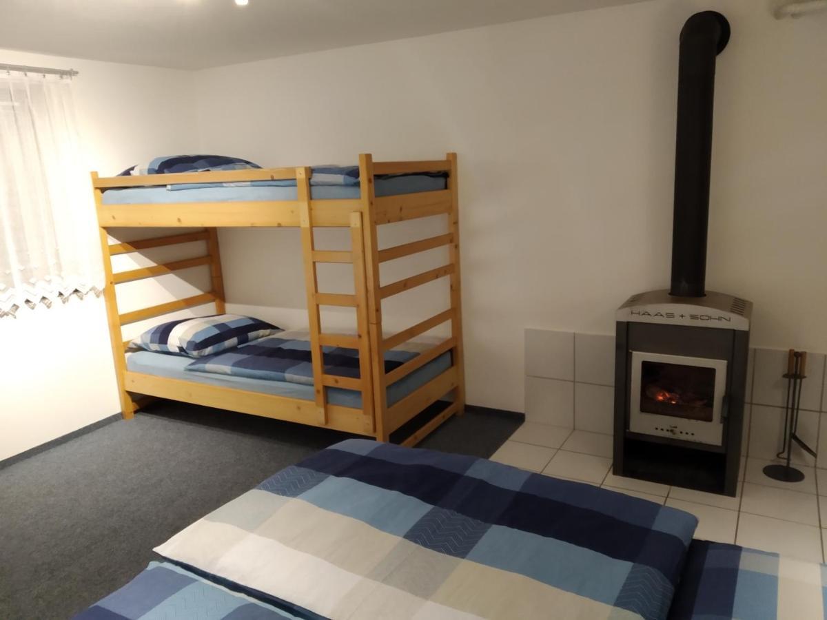 Apartmany Pod Strani Vrchlabi Ngoại thất bức ảnh